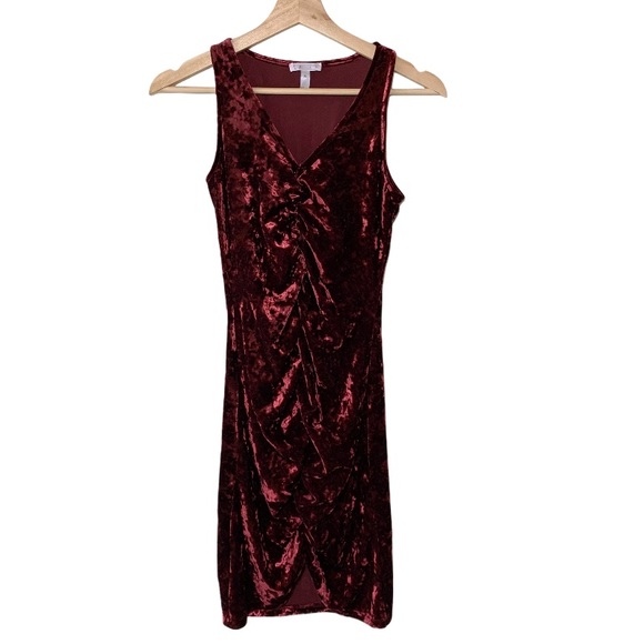 Leith Crushed Velvet Sleeveless Ruched Bodycon Red V-Neck Cocktail Dress - Picture 2 of 5